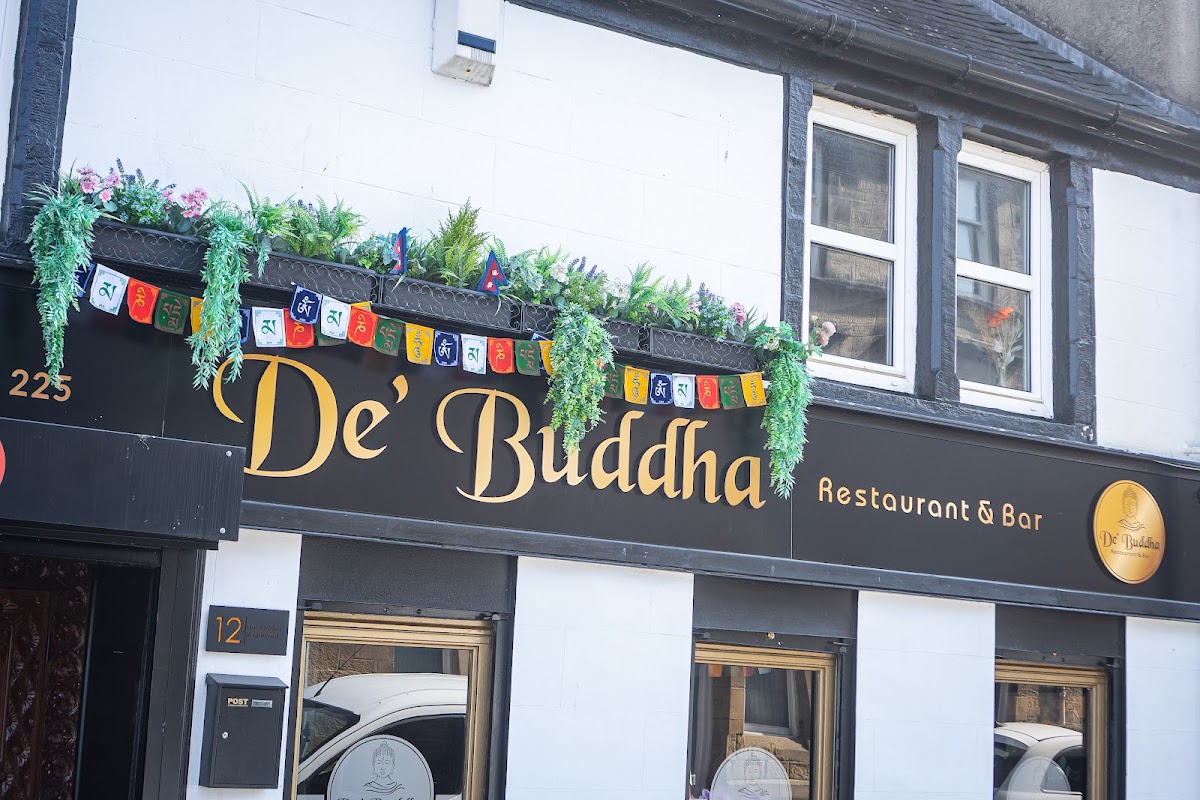 Dé Buddha Authentic Nepalese Restaurant & Bar